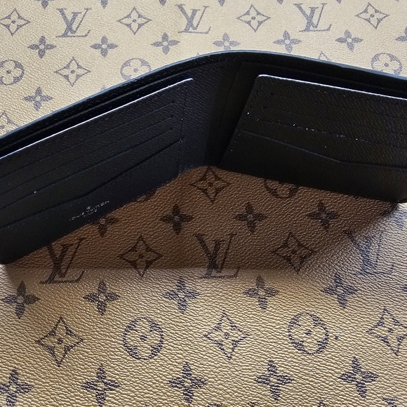 Authentic Louis Vuitton Slender Wallet Damier Graphite Canvas - Picture 4 of 4